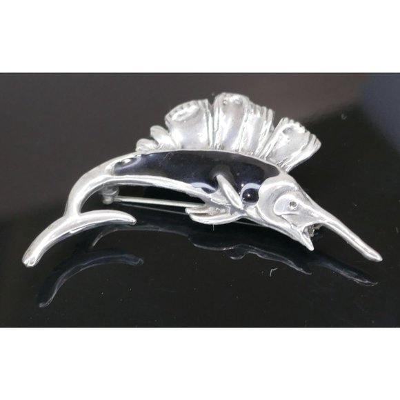 Vintage Sailfish Pendant Brooch Sterling Silver & Black Enamel - Picture 2 of 8